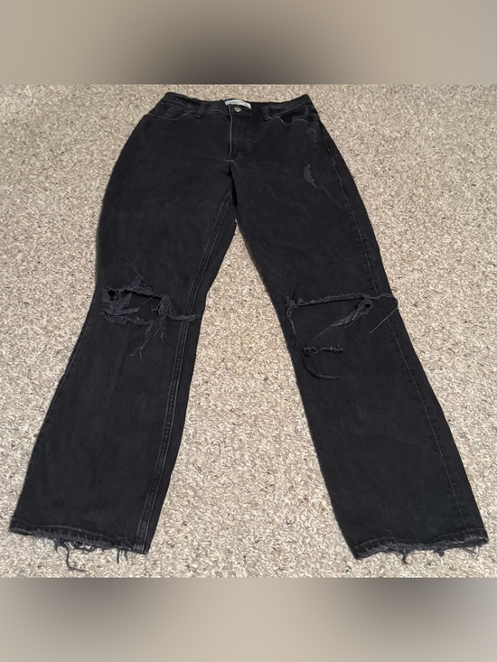 Abercrombie & Fitch Denim - Abercrombie & Fitch The 90’s Straight Ultra High Rise Black Distressed Jeans